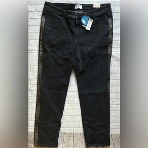 Lane Bryant sz 18 dark wash mid rise metallic line straight leg jeans